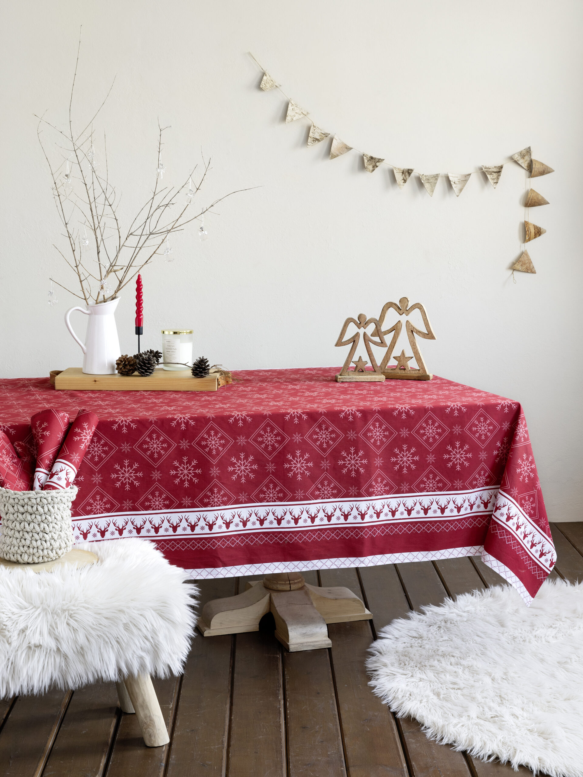 Τραπεζομάντηλο 150x150 - Christmas Day