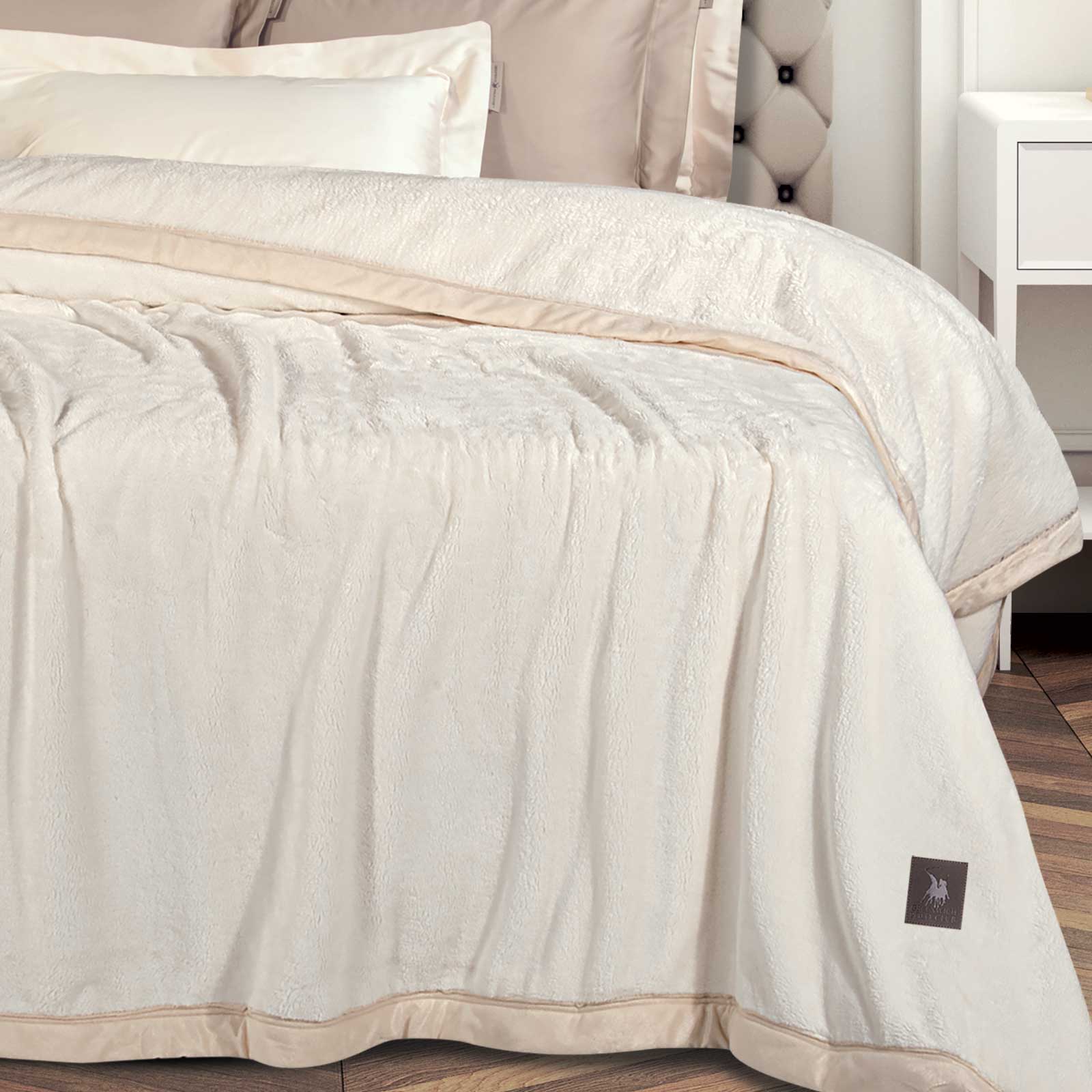 GREENWICH POLO CLUB ΚΟΥΒΕΡΤΑ VELOUR KING ESSENTIAL 3974 ROYAL WHITE - Image 2
